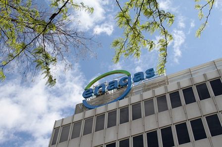 Enagás rompe primeras resistencias reforzando soportes&nbsp;intermedios